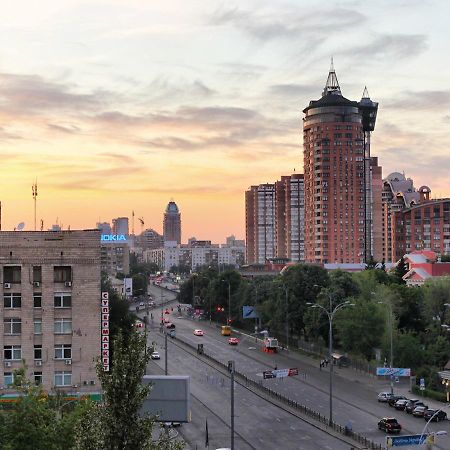 Apartments On Pechersk キエフ エクステリア 写真